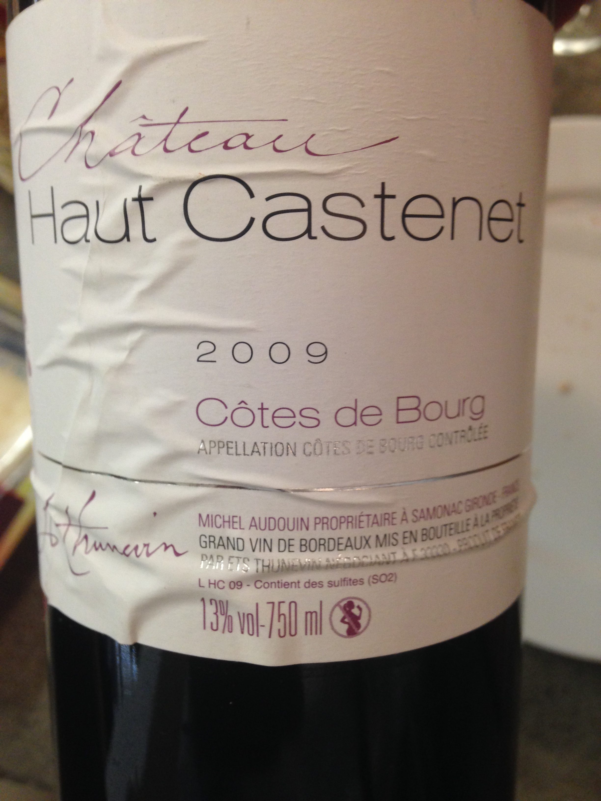 Tipicidade de Bordeux margem direita. Com ênfase na merlot.